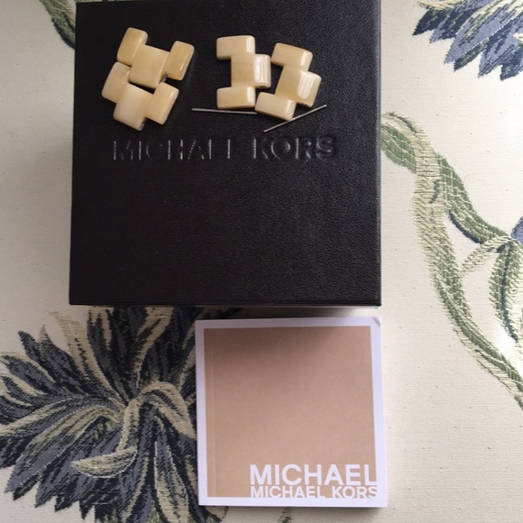 Authentic Michael Kors watch - Picture 5 of 8